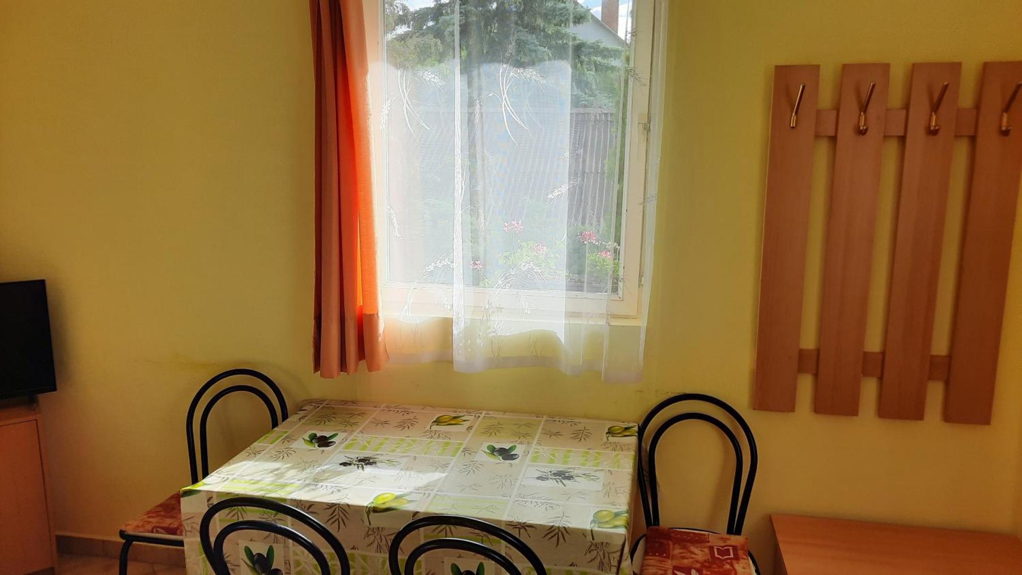 Apartmanhaz Balatonfenyves Apartment Exterior photo